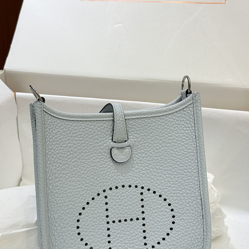 エルメス エヴリン 定価 HERMES エヴリン TPM ブルーラン トリヨンクレマンス シルバー金具 2627662 エルメス 海外通販 - 画像 (8)