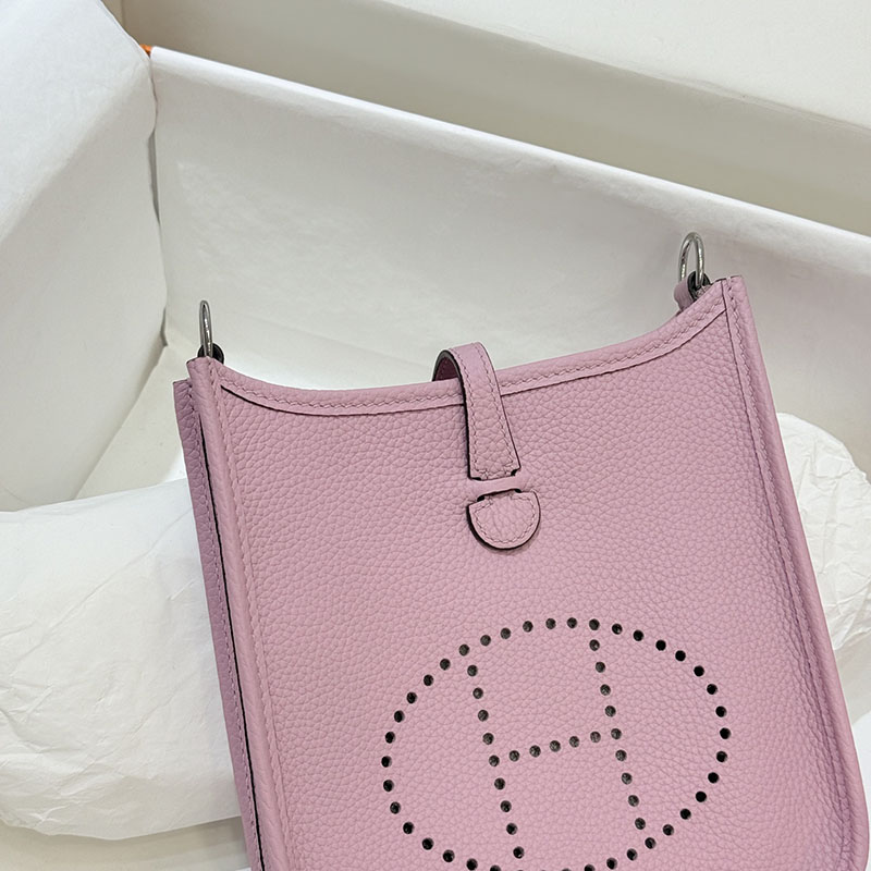 エルメス ミニ エブリン 公式 HERMES エヴリン TPM ピンク トリヨンクレマンス シルバー金具 2627665 エルメス 海外通販 - 画像 (8)