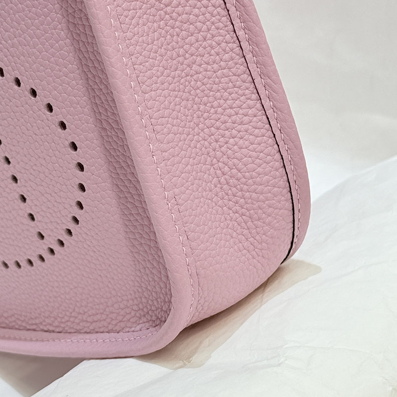 エルメス ミニ エブリン 公式 HERMES エヴリン TPM ピンク トリヨンクレマンス シルバー金具 2627665 エルメス 海外通販 - 画像 (5)