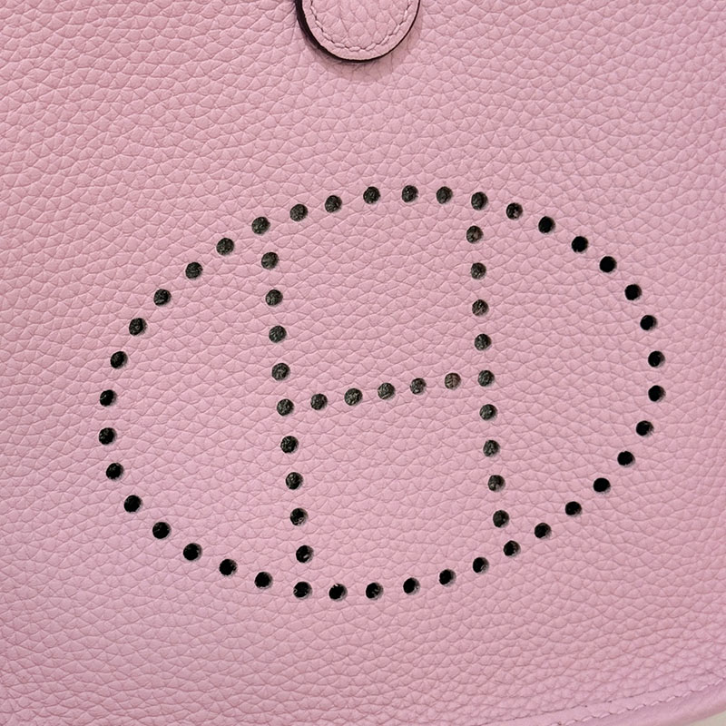 エルメス ミニ エブリン 公式 HERMES エヴリン TPM ピンク トリヨンクレマンス シルバー金具 2627665 エルメス 海外通販 - 画像 (4)