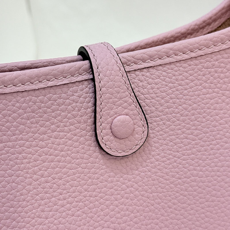 エルメス ミニ エブリン 公式 HERMES エヴリン TPM ピンク トリヨンクレマンス シルバー金具 2627665 エルメス 海外通販 - 画像 (2)