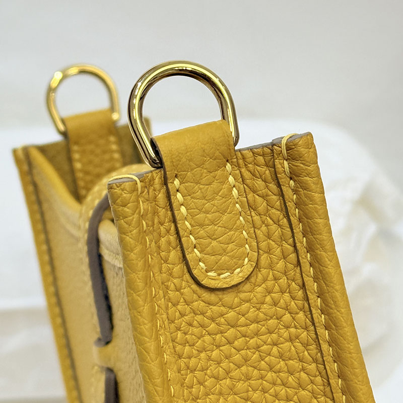エルメス エブリンミニ 価格 HERMES エヴリン TPM ジョーヌアンブル トリヨンクレマンス ゴールド金具 2627667 エルメス 海外通販 - 画像 (5)