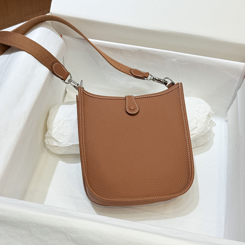 エヴリン16 セリエ HERMES エヴリン TPM ゴールド トリヨンクレマンス シルバー金具 2627671 エルメス 海外通販 - 画像 (9)