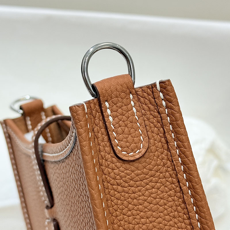 エヴリン16 セリエ HERMES エヴリン TPM ゴールド トリヨンクレマンス シルバー金具 2627671 エルメス 海外通販 - 画像 (8)