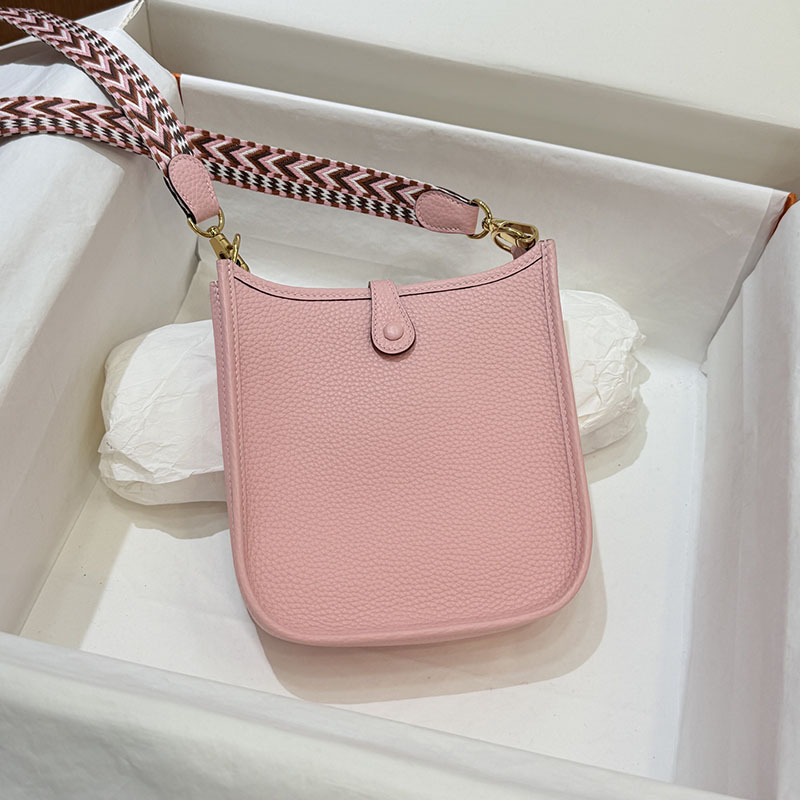 エヴリン tpm 人気色 HERMES エヴリン TPM ピンク トリヨンクレマンス シルバー金具 2627673 エルメス 海外通販 - 画像 (9)