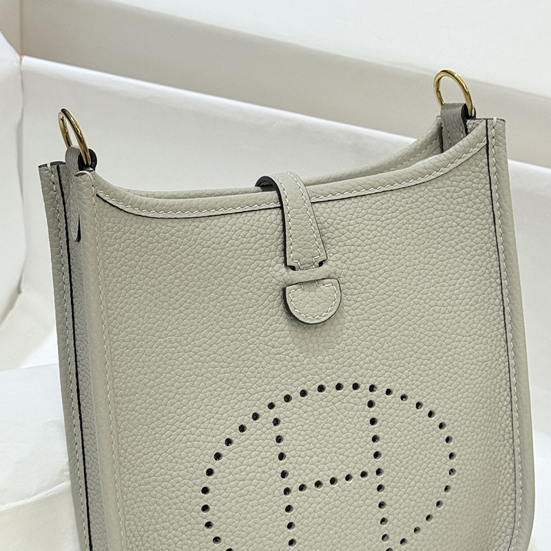 エヴリン TPM 定価 HERMES エヴリン TPM ベトン トリヨンクレマンス ゴールド金具 2627675 エルメス 海外通販 - 画像 (7)