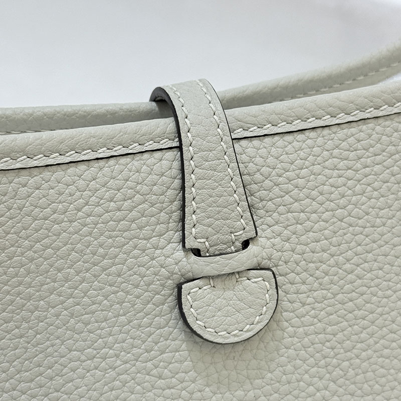 エヴリン TPM 定価 HERMES エヴリン TPM ベトン トリヨンクレマンス ゴールド金具 2627675 エルメス 海外通販 - 画像 (6)