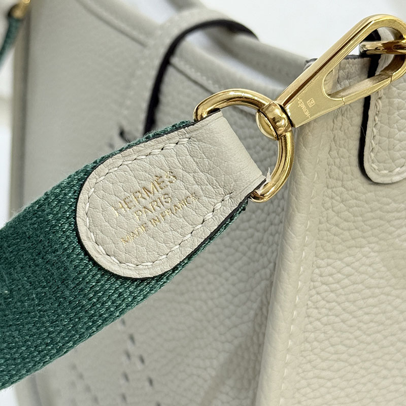 エヴリン TPM 定価 HERMES エヴリン TPM ベトン トリヨンクレマンス ゴールド金具 2627675 エルメス 海外通販 - 画像 (2)