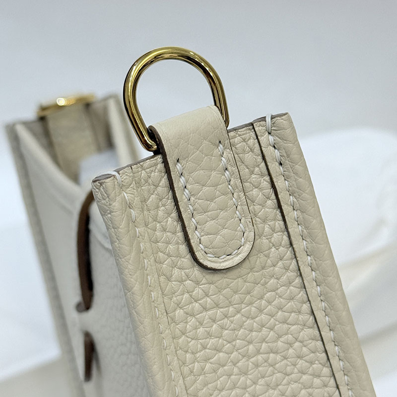 エヴリンtpm バッグインバッグ HERMES エヴリン TPM クレ トリヨンクレマンス ゴールド金具 2627679 エルメス 海外通販 - 画像 (2)