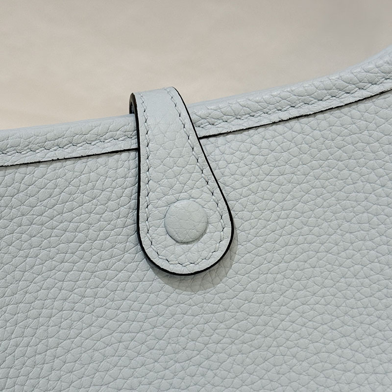 エヴリンtpmブログ HERMES エヴリン TPM ブルーブリュム トリヨンクレマンス ゴールド金具 2627680 エルメス 海外通販 - 画像 (8)