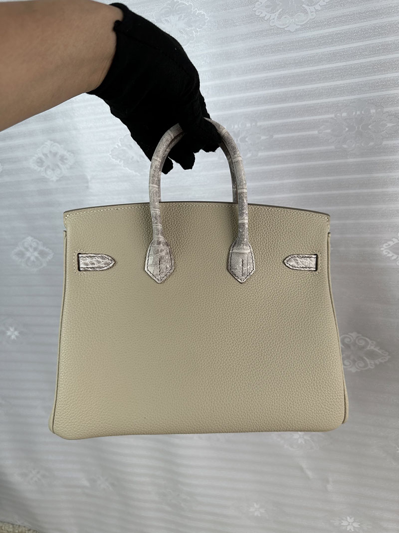 バーキン ヒマラヤ 持ってる人 HERMES バーキン25 タッチ クレ/ヒマラヤ トゴ/クロコダイル シルバー金具 2627691 エルメス 海外通販 - 画像 (9)
