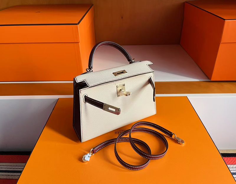 手提げバッグ 小さめ おしゃれ HERMES ケリーミニ2 外縫い ナタ/ルージュアッシュ ヴォーエプソン ゴールド金具 2627720 エルメス 新作バッグ - 画像 (7)