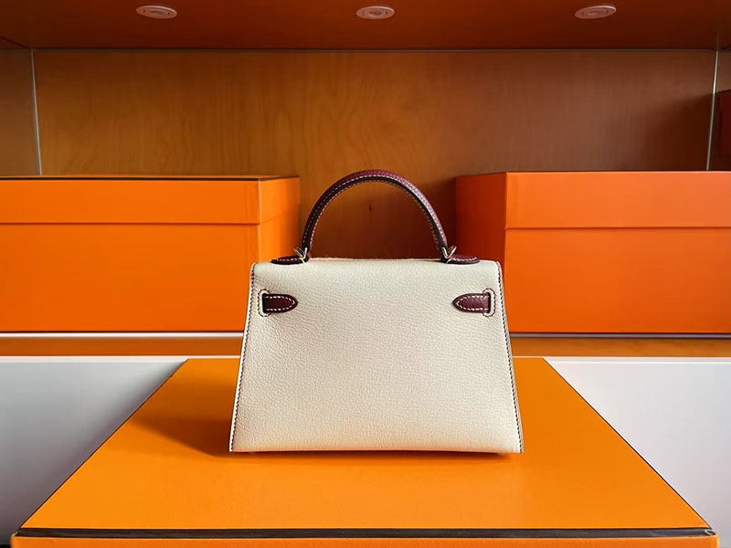 手提げバッグ 小さめ おしゃれ HERMES ケリーミニ2 外縫い ナタ/ルージュアッシュ ヴォーエプソン ゴールド金具 2627720 エルメス 新作バッグ - 画像 (3)