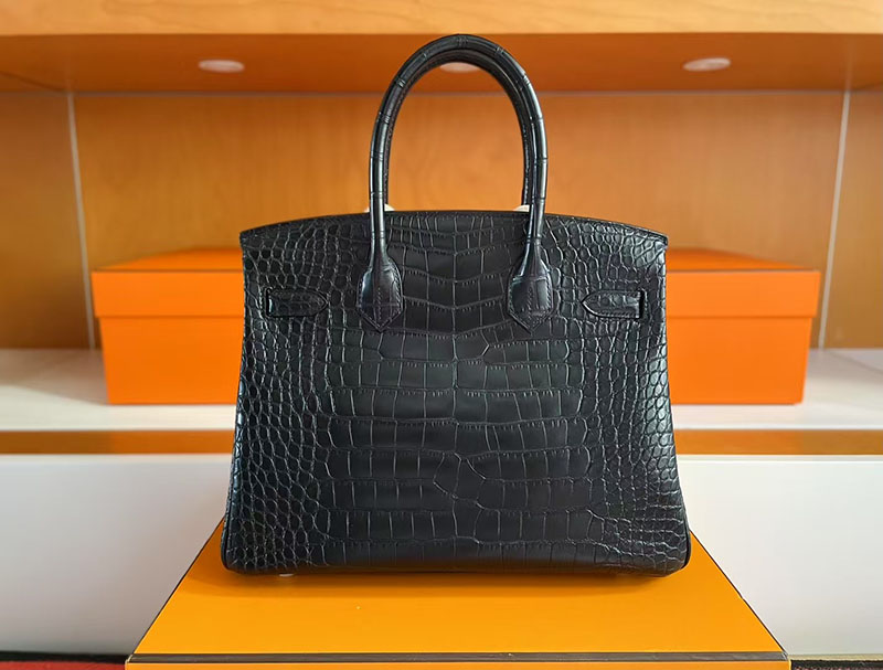 バーキン30 クロコ 定価 HERMES バーキン30 黒 ブラック クロコダイル アリゲーターマット シルバー金具 2627738 エルメス 新作バッグ - 画像 (5)