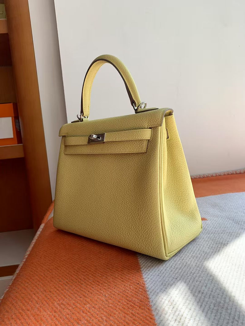 エルメス ケリー25 HERMES ケリー25 内縫い ジョーヌプッサン トゴ シルバー金具 2627741 エルメス 新作バッグ - 画像 (8)