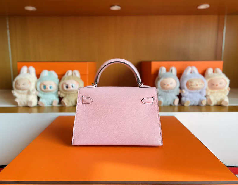 手提げバッグ 小さめ ブランド HERMES ケリーミニ2 外縫い ローズサクラ シェブルミゾル シルバー金具 2627810 エルメス 新作バッグ - 画像 (5)