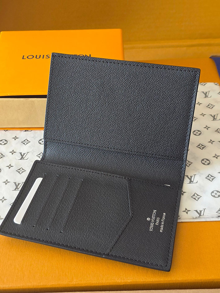 最高級ルイヴィトンスーパーコピー LV × TM パスポートカバー クーヴェルテュール・パスポール 2627887 ルイヴィトンコピー代引き - 画像 (2)