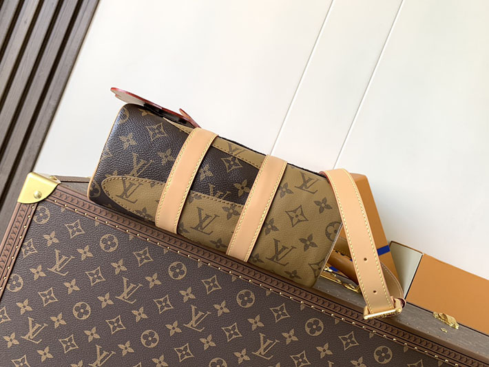 ルイヴィトン販売店舗 バッグ メンズ Louis Vuitton キーポル・バンドリエール 25 ブラウン M15428 スピーディ バンド リエール 30 口コミ - 画像 (7)