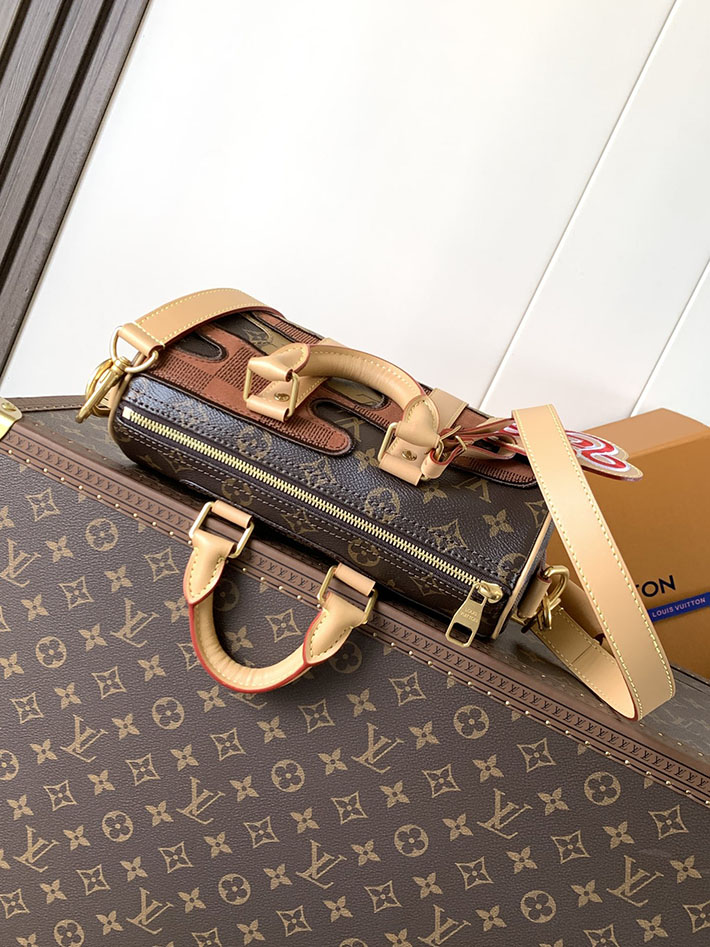 ルイヴィトン販売店舗 バッグ メンズ Louis Vuitton キーポル・バンドリエール 25 ブラウン M15428 スピーディ バンド リエール 30 口コミ - 画像 (4)