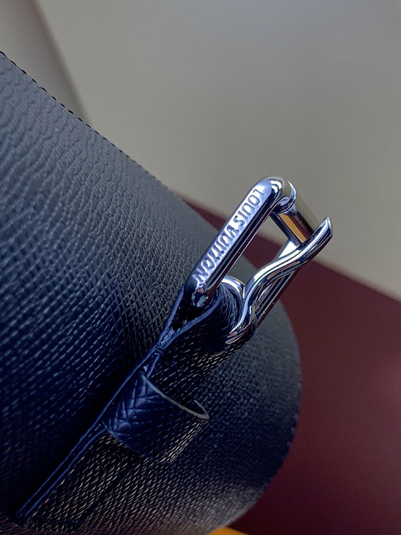 ルイヴィトン並行輸入品 LOUIS VUITTON エテュイ・3 モントル ブラック タイガレザー M32609 ウォッチケース 高級ブランド - 画像 (2)