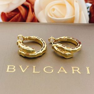 ブルガリ ピアス 蛇