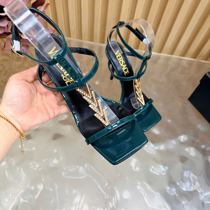 最高級ヴェルサーチェスーパーコピー VERSACE V2025 105mm チェーン サンダル カーフレザー 2628227 ヴェルサーチ 靴 アウトレット - 画像 (3)