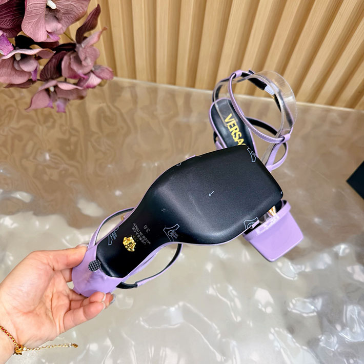 最高級ヴェルサーチェスーパーコピー VERSACE V2025 105mm チェーン サンダル カーフレザー 2628228 サンダル レディース 人気ブランド - 画像 (3)