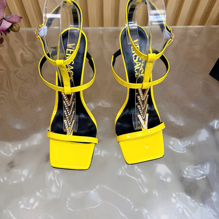 最高級ヴェルサーチェスーパーコピー VERSACE V2025 105mm チェーン サンダル カーフレザー 2628229 サンダル レディース おしゃれ ヒール - 画像 (7)