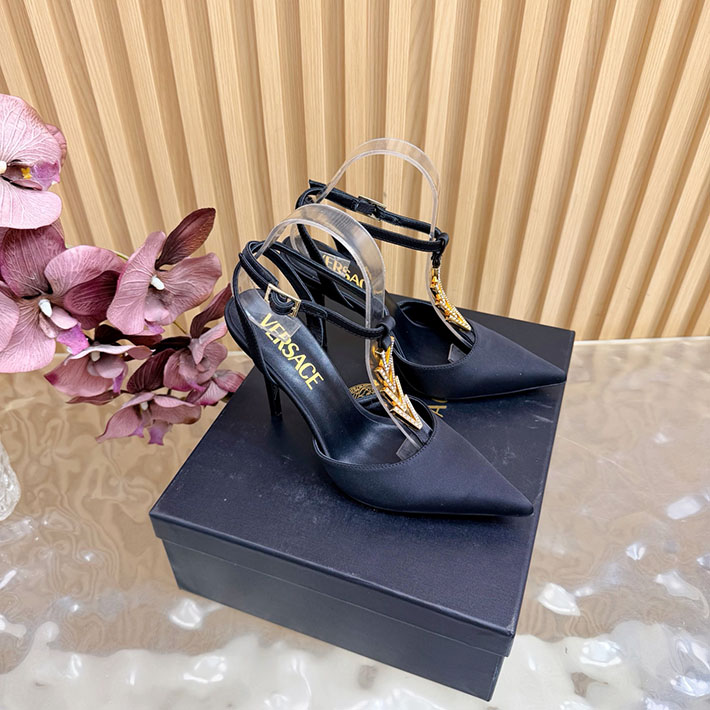 最高級ヴェルサーチェスーパーコピー VERSACE セーフティ ピン キトン ヒール パンプス 2628230 ヴェルサーチェ パンプス - 画像 (9)