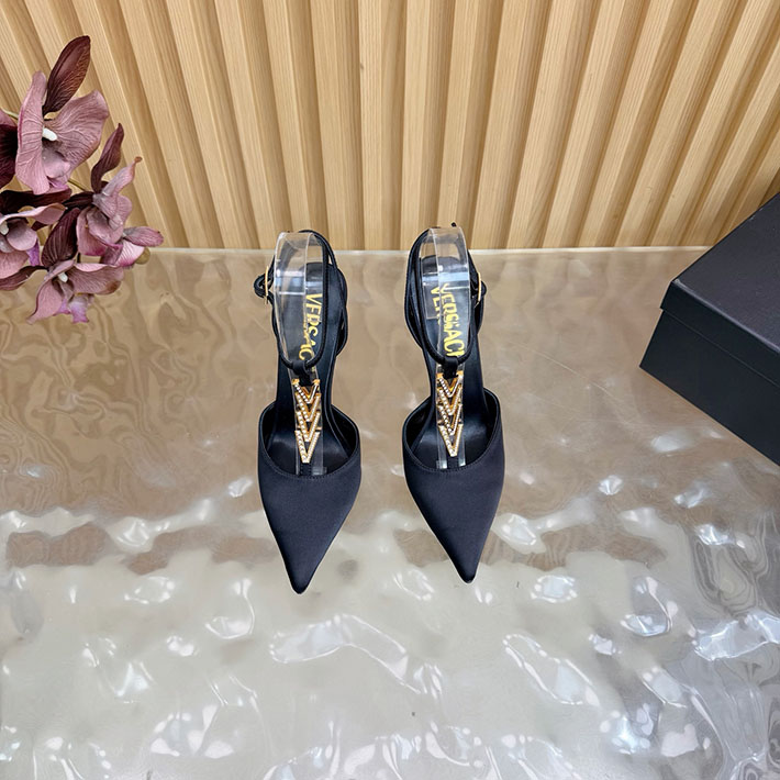 最高級ヴェルサーチェスーパーコピー VERSACE セーフティ ピン キトン ヒール パンプス 2628230 ヴェルサーチェ パンプス - 画像 (6)