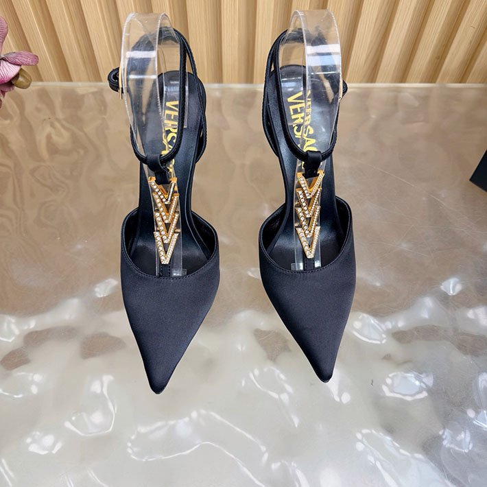 最高級ヴェルサーチェスーパーコピー VERSACE セーフティ ピン キトン ヒール パンプス 2628230 ヴェルサーチェ パンプス - 画像 (5)