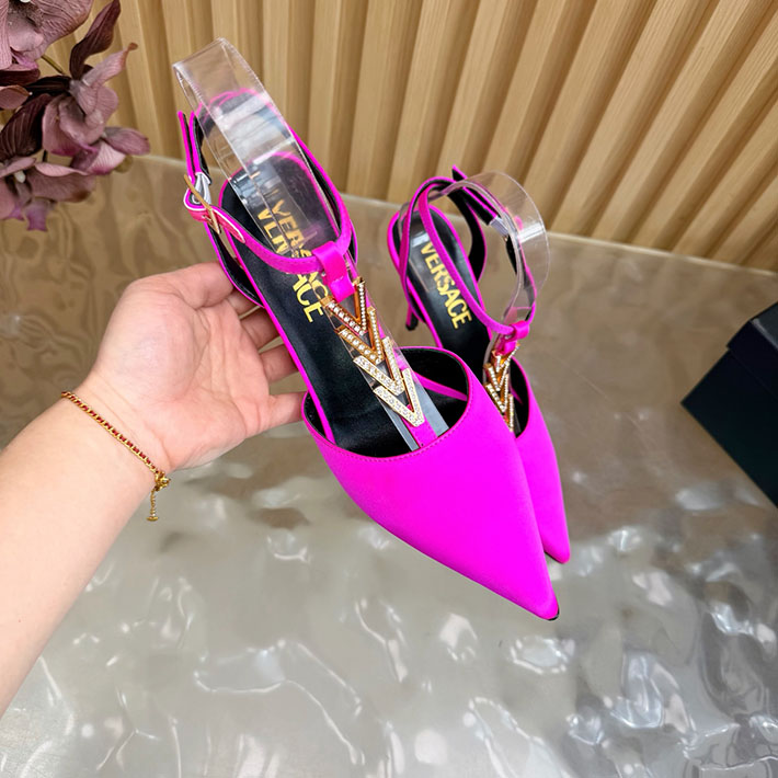 最高級ヴェルサーチェスーパーコピー VERSACE セーフティ ピン キトン ヒール パンプス 2628231 ヴェルサーチ ヒール - 画像 (9)