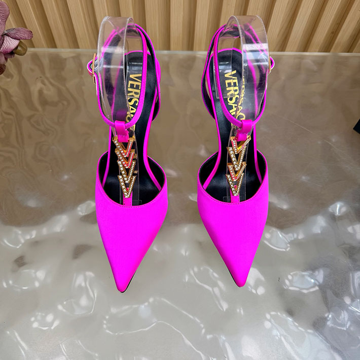 最高級ヴェルサーチェスーパーコピー VERSACE セーフティ ピン キトン ヒール パンプス 2628231 ヴェルサーチ ヒール - 画像 (4)