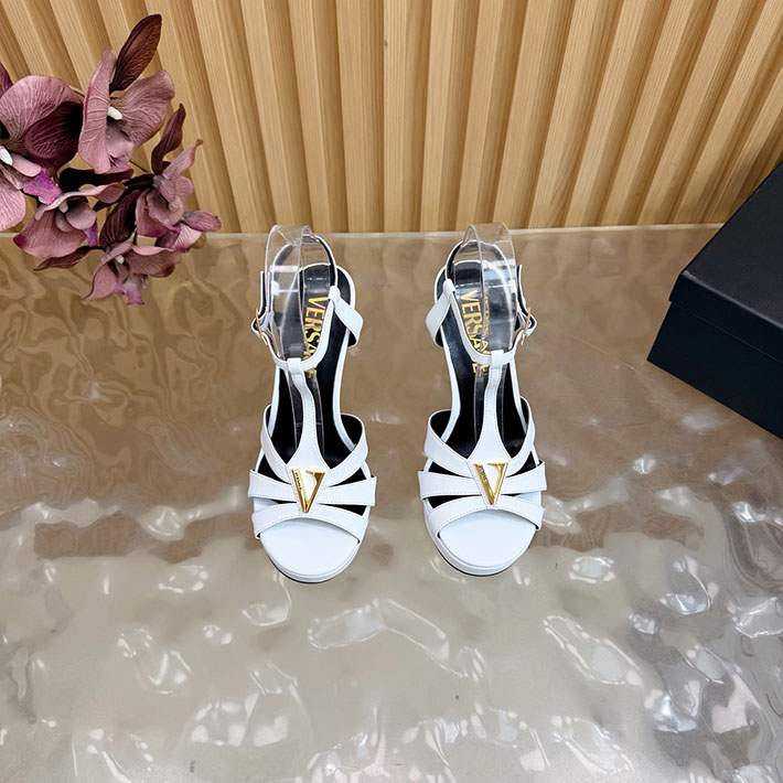 最高級ヴェルサーチェスーパーコピー VERSACE レターV レザーサンダル 120 mm 2628236 ヴェルサーチ 靴 レディース - 画像 (6)
