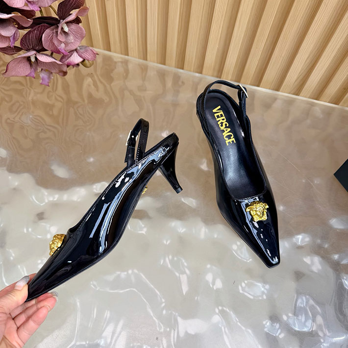 最高級ヴェルサーチェスーパーコピー VERSACE ラ メドゥーサ レザーパンプス 50 mm 2628240 パンプス ブランド 高級 - 画像 (3)