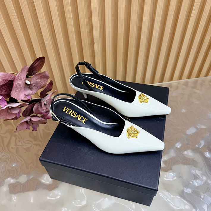最高級ヴェルサーチェスーパーコピー VERSACE ラ メドゥーサ レザーパンプス 50 mm 2628241 パンプスブランド 20代 - 画像 (8)