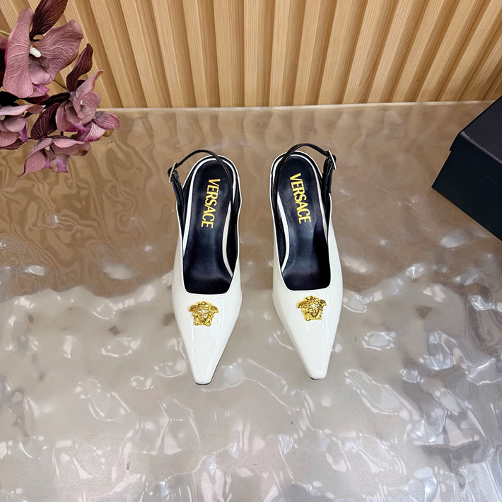 最高級ヴェルサーチェスーパーコピー VERSACE ラ メドゥーサ レザーパンプス 50 mm 2628241 パンプスブランド 20代 - 画像 (5)