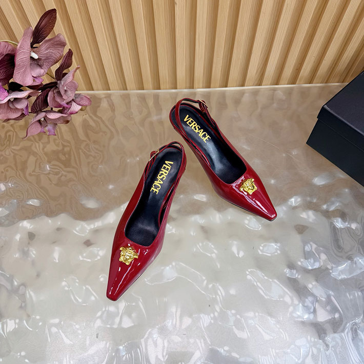 最高級ヴェルサーチェスーパーコピー VERSACE ラ メドゥーサ レザーパンプス 50 mm 2628242 パンプスブランド 30代 - 画像 (3)