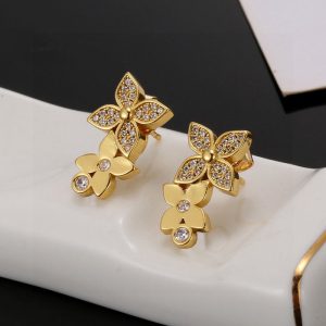 ピアス つけ っ ぱなし ブランド