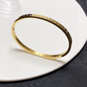 ルイ ヴィトン アクセサリー 店舗