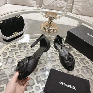シャネル サンダル 定価