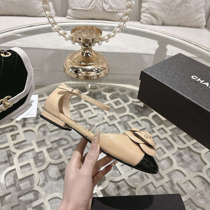 最高級シャネルスーパーコピー CHANEL 25mm カメリア ポインテッドトゥ サンダル ベルベット 2628361 シャネル サンダル 新作 - 画像 (9)
