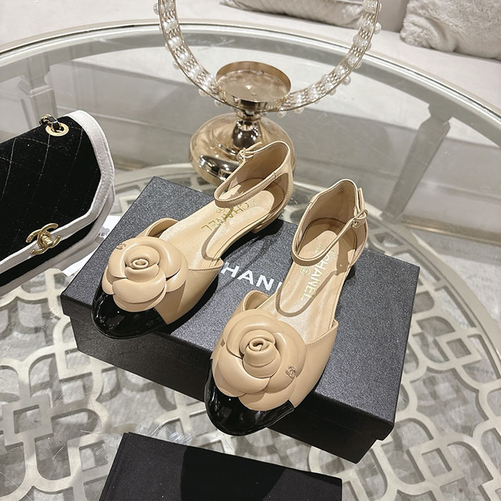 最高級シャネルスーパーコピー CHANEL 25mm カメリア ポインテッドトゥ サンダル ベルベット 2628361 シャネル サンダル 新作 - 画像 (8)