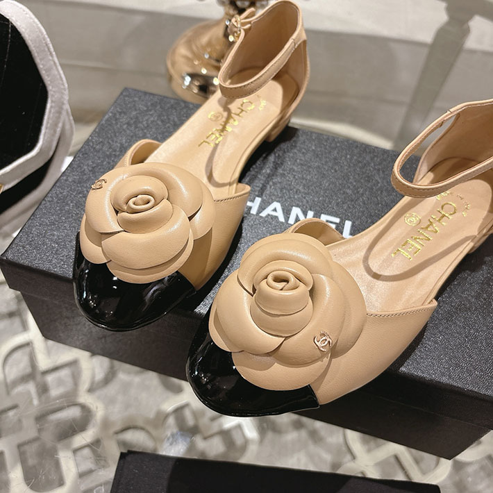 最高級シャネルスーパーコピー CHANEL 25mm カメリア ポインテッドトゥ サンダル ベルベット 2628361 シャネル サンダル 新作 - 画像 (7)