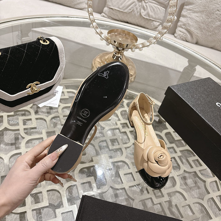 最高級シャネルスーパーコピー CHANEL 25mm カメリア ポインテッドトゥ サンダル ベルベット 2628361 シャネル サンダル 新作 - 画像 (5)