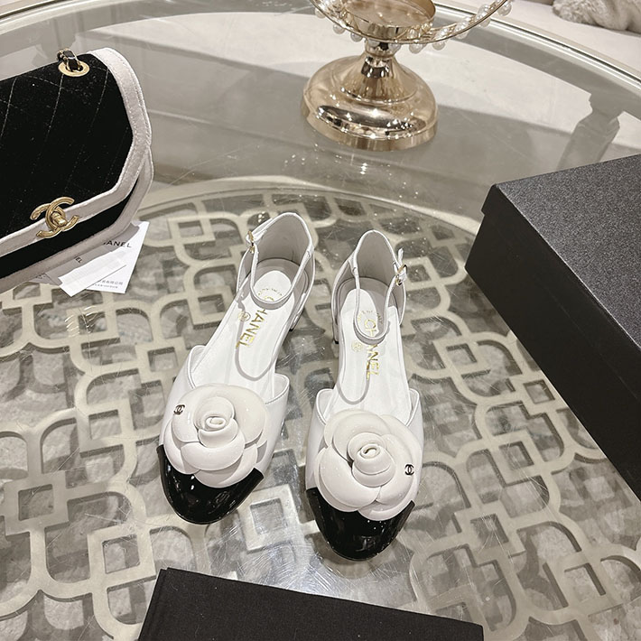 最高級シャネルスーパーコピー CHANEL 25mm カメリア ポインテッドトゥ サンダル ベルベット 2628364 サンダル レディース 歩きやすい ブランド - 画像 (4)