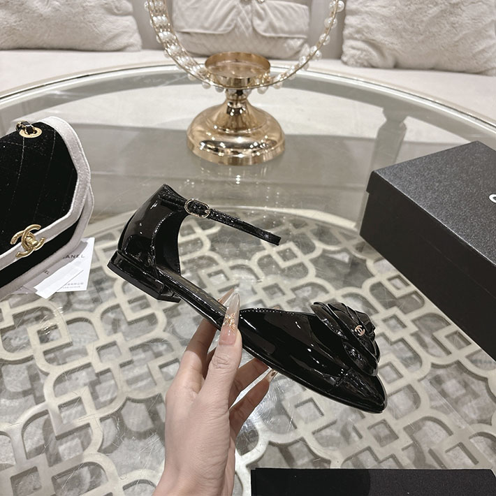 最高級シャネルスーパーコピー CHANEL 25mm カメリア ポインテッドトゥ サンダル ベルベット 2628365 サンダル ブランド 高級 レディース - 画像 (9)