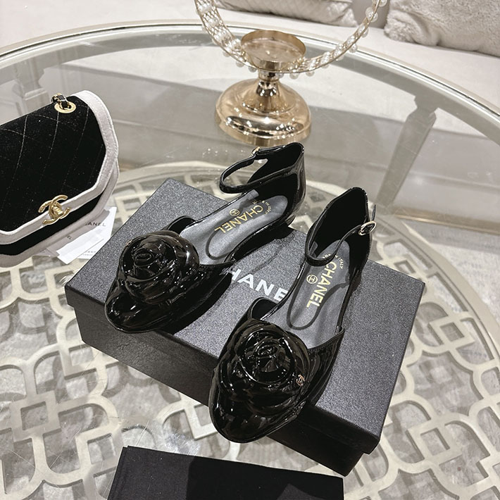 最高級シャネルスーパーコピー CHANEL 25mm カメリア ポインテッドトゥ サンダル ベルベット 2628365 サンダル ブランド 高級 レディース - 画像 (8)