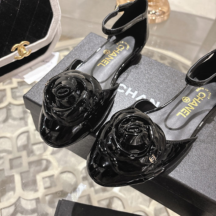最高級シャネルスーパーコピー CHANEL 25mm カメリア ポインテッドトゥ サンダル ベルベット 2628365 サンダル ブランド 高級 レディース - 画像 (7)