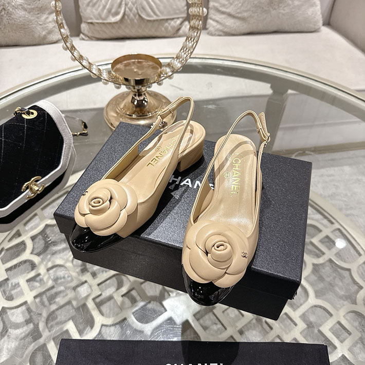 最高級シャネルスーパーコピー CHANEL 45mm カメリア ポインテッドトゥ サンダル ベルベット 2628368 50代 サンダル レディース ブランド - 画像 (3)